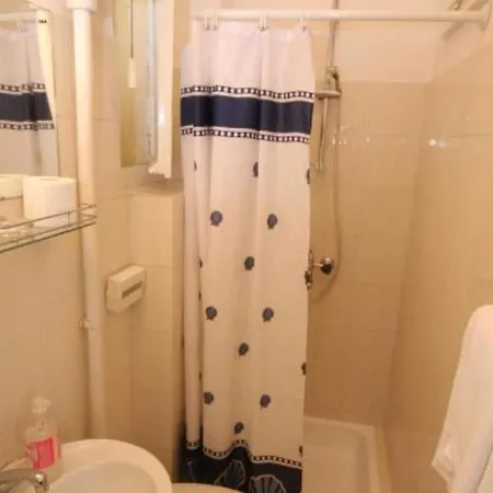 Apartman Two Bedroom With Sea View 11